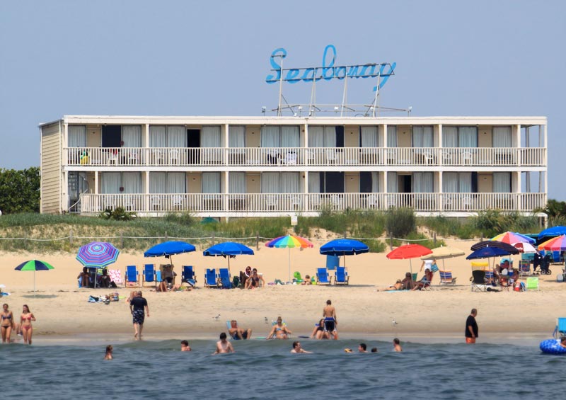view of front of the Seabonay Motel from the ocean